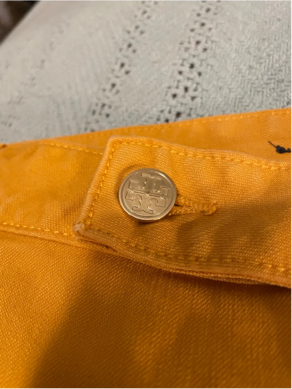 Tory Burch Super Skinny Pants, Size 32, mustard yellow